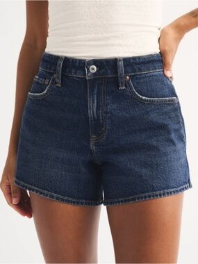 Abercrombie & Fitch Curve Love Mid Rise A-Line Short